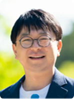 山崎 寿樹氏